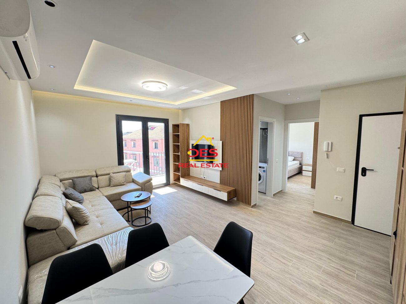 🔑🏡 JEPET ME QIRA APARTAMENT 1+1 NË TRANSBALLKANIKE, VLORË