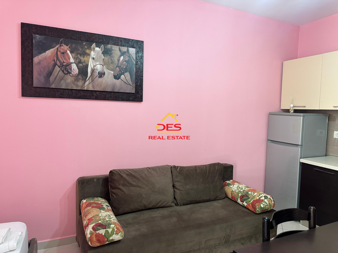 🔑🏡 JEPET ME QIRA GARSONIERE NË LUNGOMARE ,VLORË